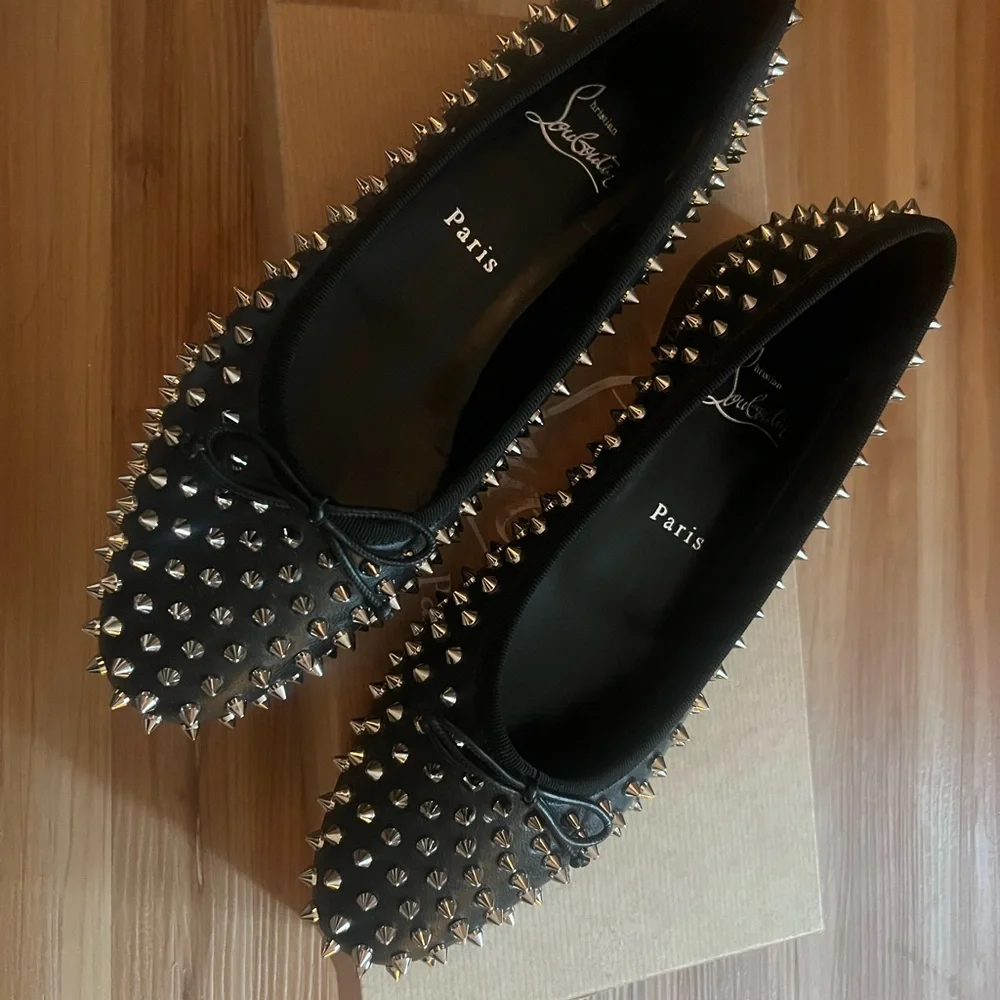 Christian Louboutin Black Silver Studded Flats/IT 39/US 8.5 - Picture 4 of 11